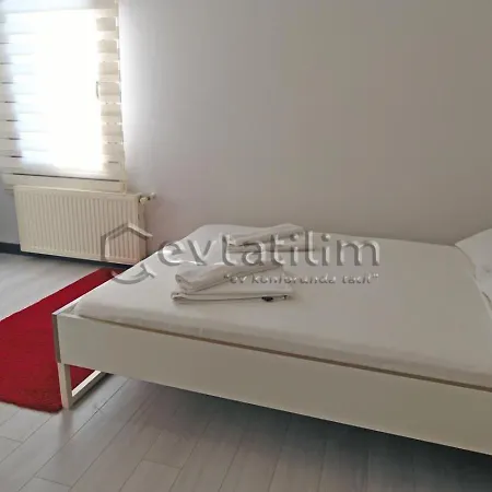 Mira Luxury Villa *