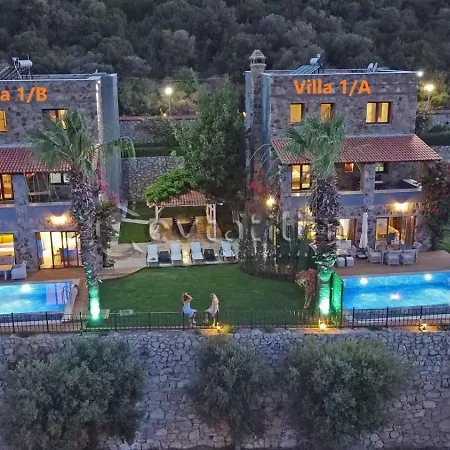 Mira Luxury Villa Torba
