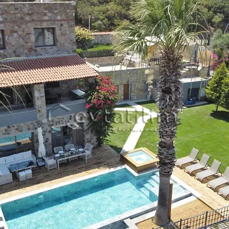 Mira Luxury Villa